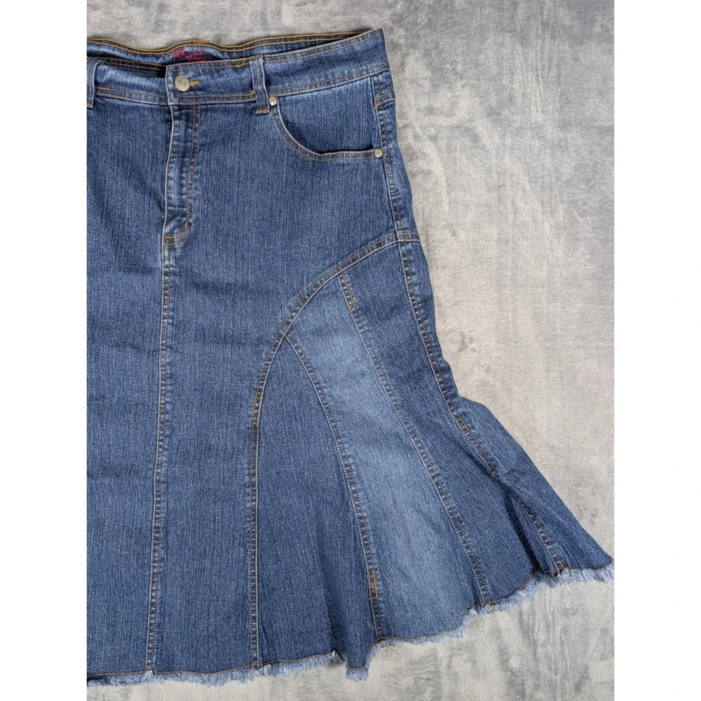Goddess Jeans Size 18 Denim Midi Skirt Blue Frayed Hem Y2K Paneled Mermaid VTG - Picture 10 of 13